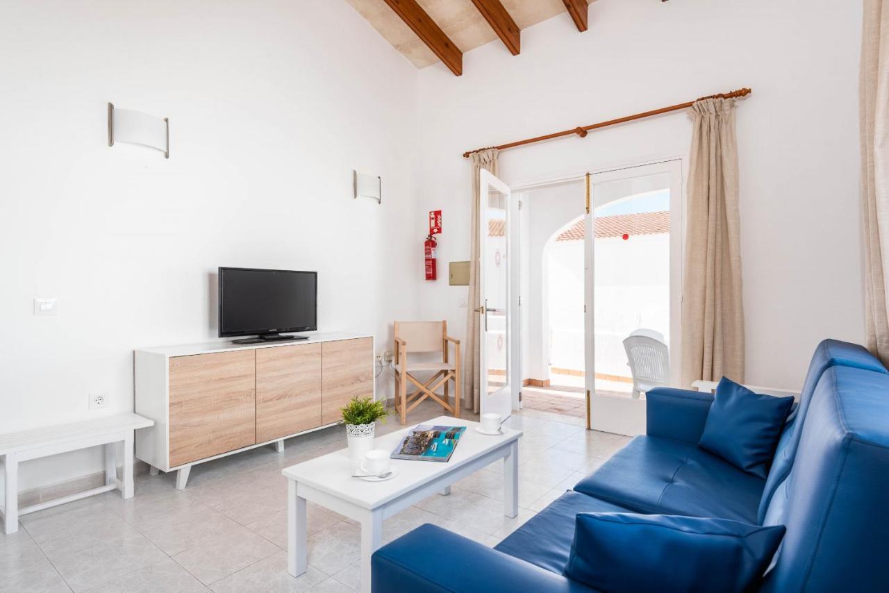 Rimar 6, 2 Bedroom Apartment, Cap D'Artrutx Кала'н Бош Екстериор снимка