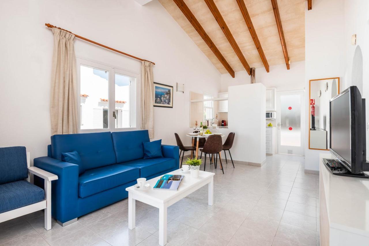 Rimar 6, 2 Bedroom Apartment, Cap D'Artrutx Кала'н Бош Екстериор снимка