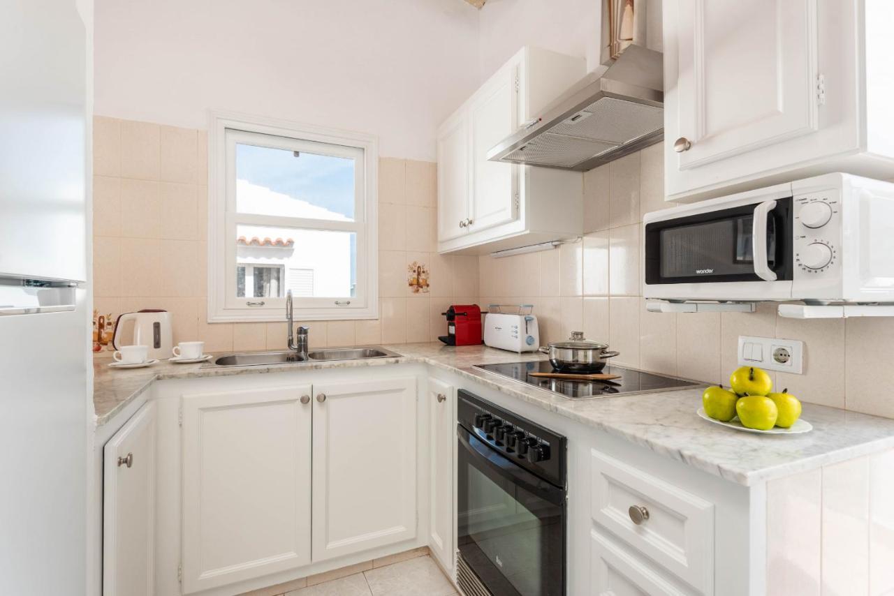 Rimar 6, 2 Bedroom Apartment, Cap D'Artrutx Кала'н Бош Екстериор снимка