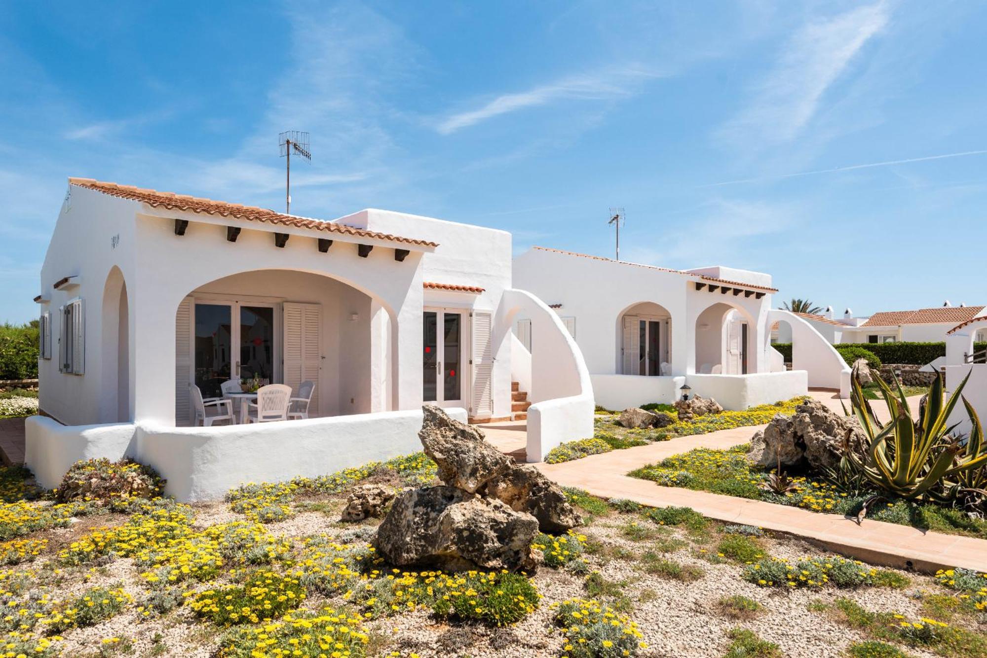 Rimar 6, 2 Bedroom Apartment, Cap D'Artrutx Кала'н Бош Екстериор снимка